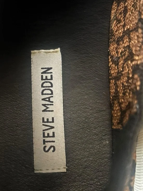 Women’s Steve Madden Darayl Slip-On Animal Print Sneakers -Size 8.5 - Picture 4 of 5